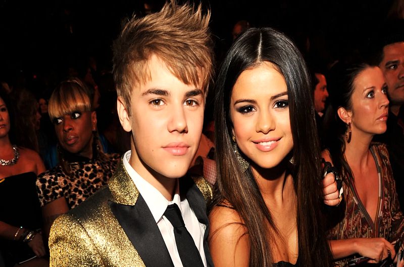 Rare Beauty’s Flirty Comment Reignites Selena–Bieber Feud Online