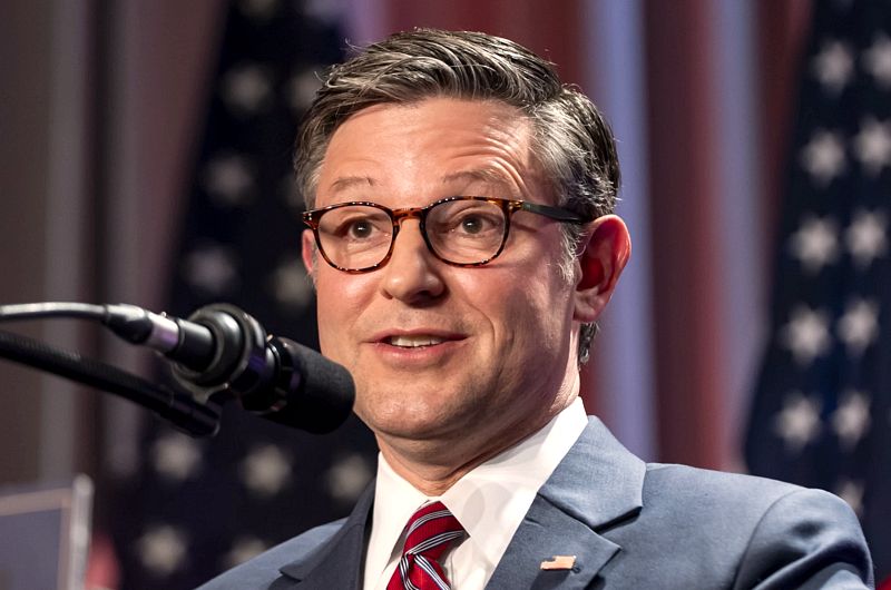 Trump ‘Mocks’ Speaker Mike Johnson as Government Shutdown Chaos Deepens