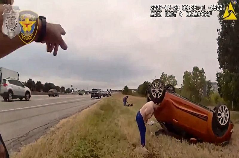 Texas Heroes: Police Officers Lift Overturned Car to Rescue Baby Trapped Beneath