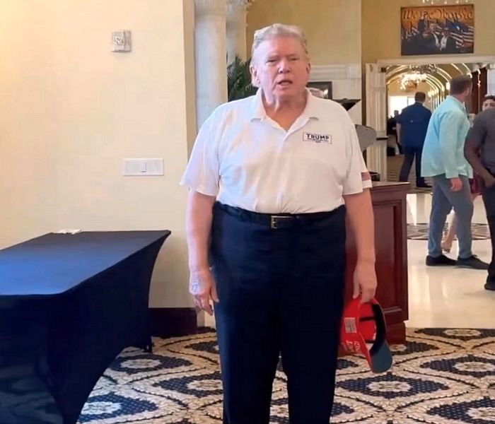 Democrats Mock Trump’s ‘Peak Body’ With Unflattering Golf Photo