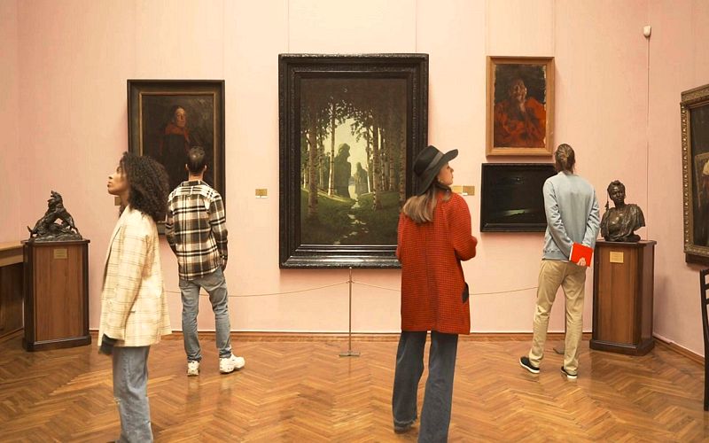 Over 1,000 Artifacts Vanish in Mysterious Museum Heist in California, Leaving Police Stunned