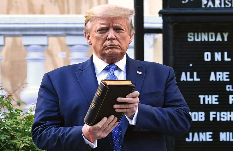 More White Christian Clergy Joining Democrats Ahead Of Midterms