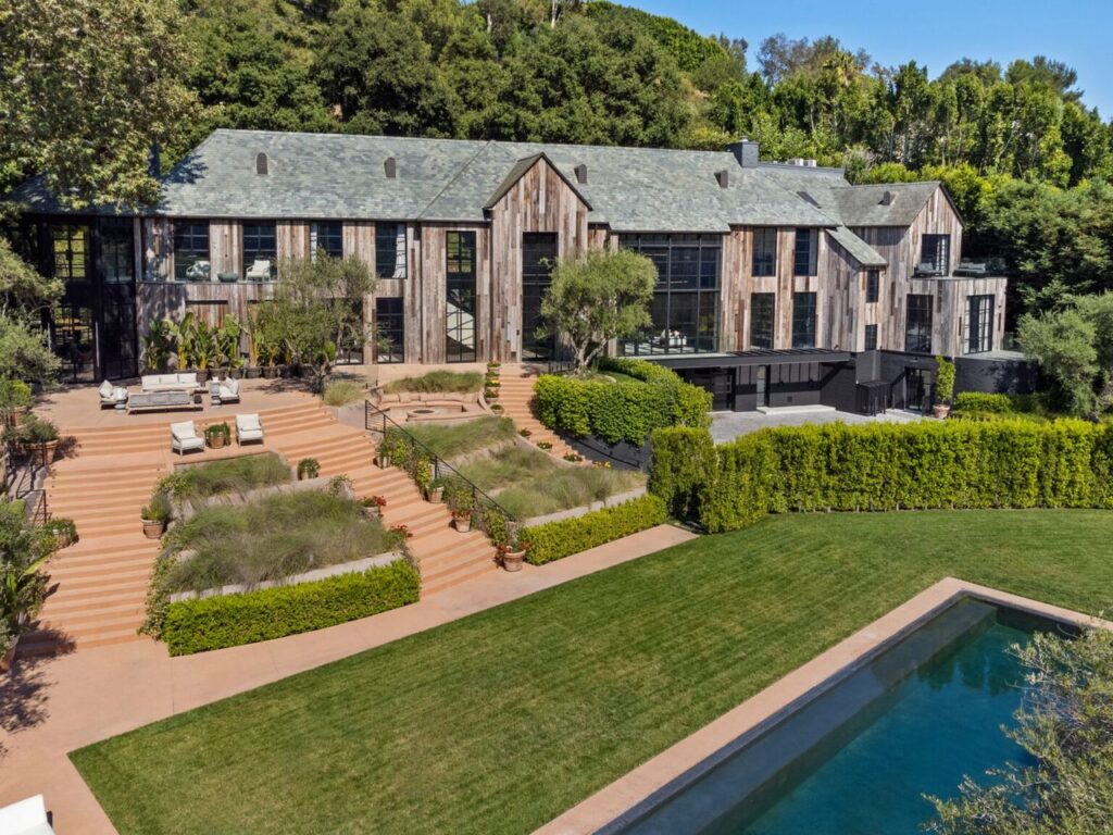 Gene Simmons’ Former Beverly Hills Mansion